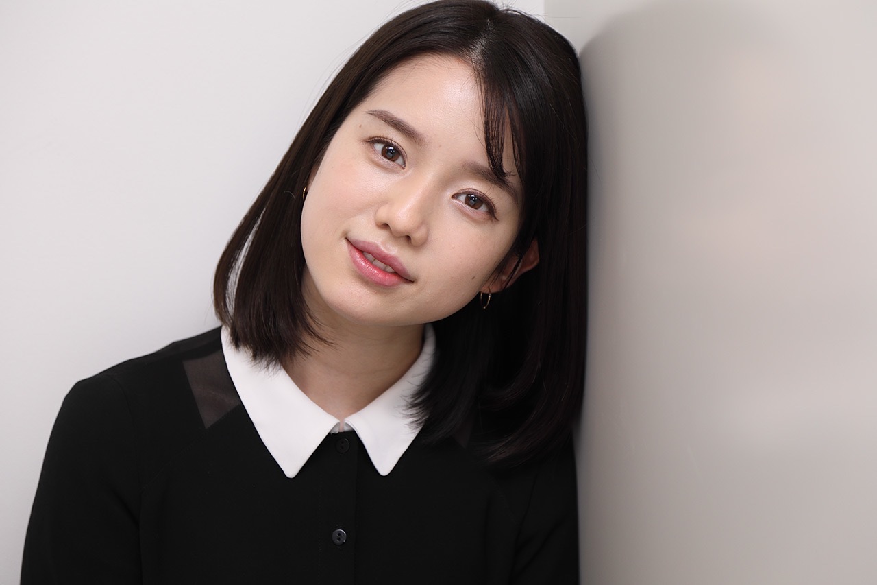 綾香 同期 弘中